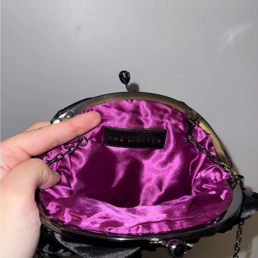 The Limited Ruffled Bag - Picture 4 of 4